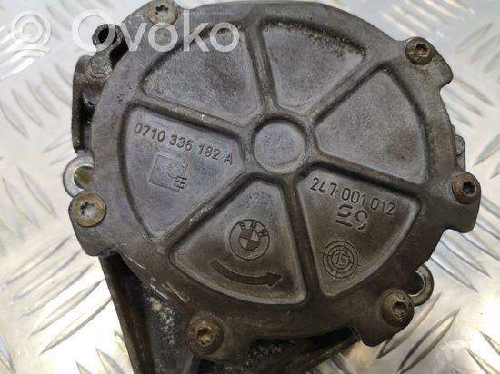BMW 5 F10 F11 Vacuum pump