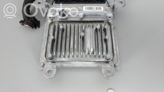 Mercedes-Benz E W212 Engine control unit/module A6519009901