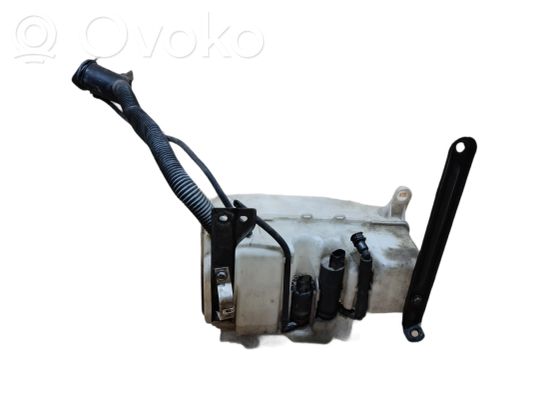 BMW 7 E65 E66 Windshield washer fluid reservoir/tank BMW 61667009124