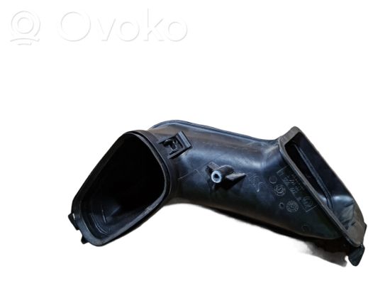 BMW 7 E65 E66 Air intake duct part BMW 8379955