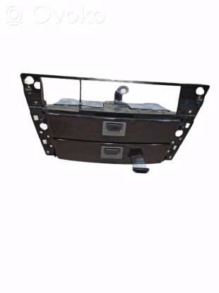BMW 7 E65 E66 Dashboard storage box/compartment 51458261060 8261060 7032886
