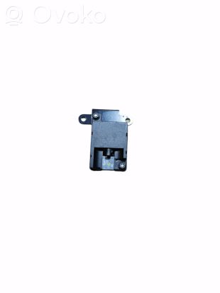 BMW 7 E65 E66 Aerial antenna amplifier 8450692846101 84506928461 6928461