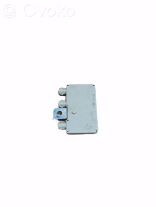 BMW 7 E65 E66 Aerial antenna amplifier 8368205 1749901