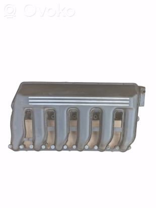 BMW 7 E38 Intake manifold 2247439