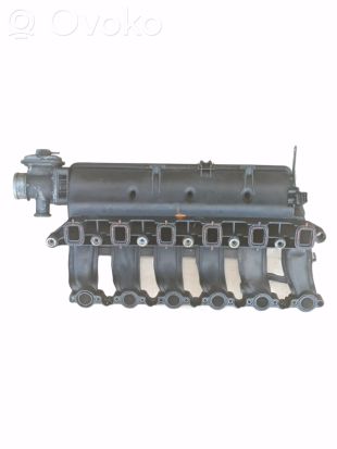 BMW 7 E38 Intake manifold 2247439