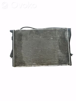 BMW 7 E38 Coolant radiator 1742099