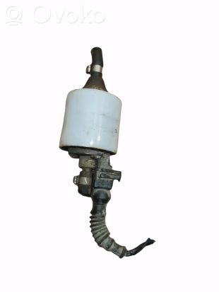 BMW 7 E38 Turbo solenoid valve 1732694