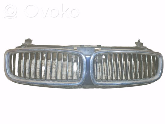 BMW 7 E65 E66 Front bumper upper radiator grill 51177037727 7037727