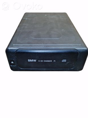 BMW 7 E38 CD/DVD changer 65128375537 8375537