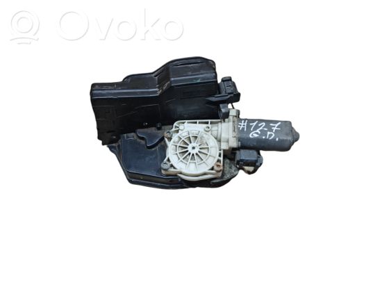 BMW 7 E65 E66 Rear door lock 7028910