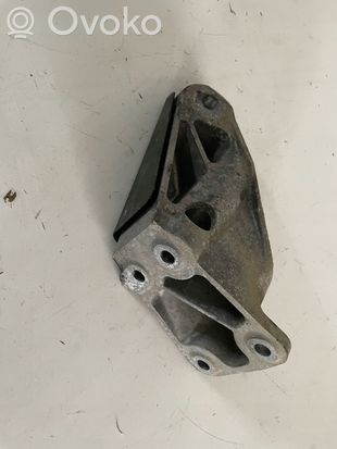 BMW X3 E83 Engine mounting bracket 3414582