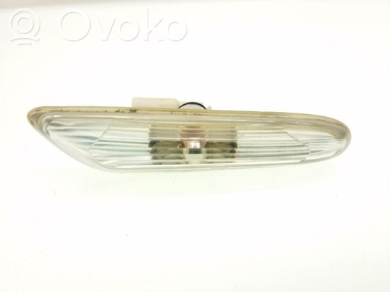 BMW 3 E90 E91 Front fender indicator light 6939816