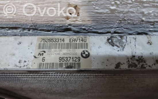 BMW 3 E90 E91 Coolant radiator 752653314 752193102
