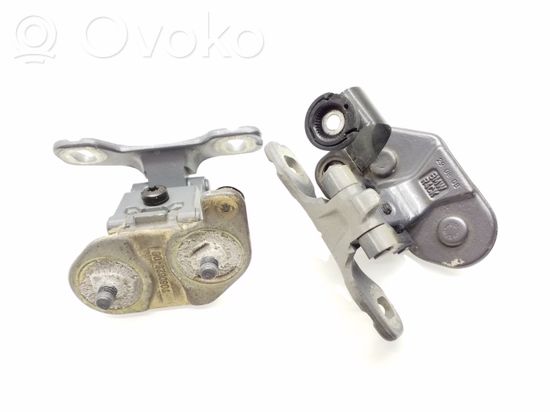 BMW 1 E81 E87 Tailgate/trunk/boot hinge 706062508 706062608