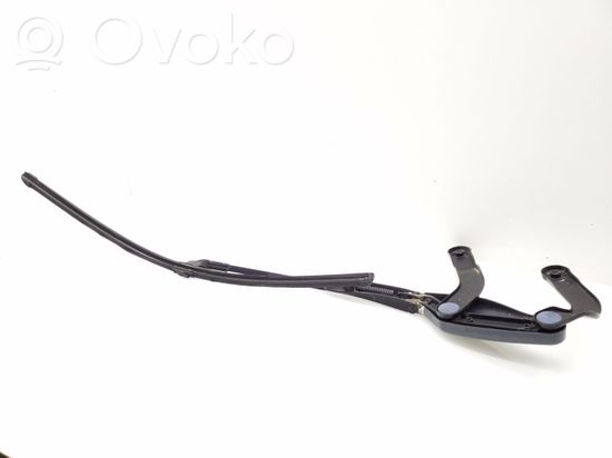 Mercedes-Benz E W211 Front wiper blade arm