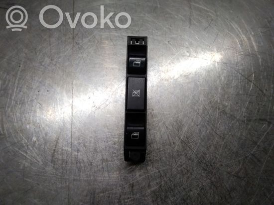 BMW 3 E46 Electric window control switch 61318381518