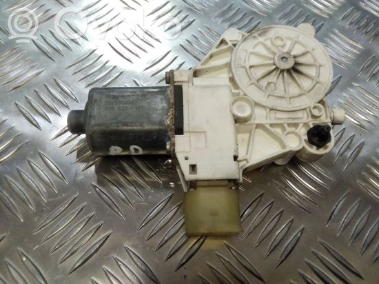 BMW 1 E81 E87 Front door window regulator motor 6927027 0130822226