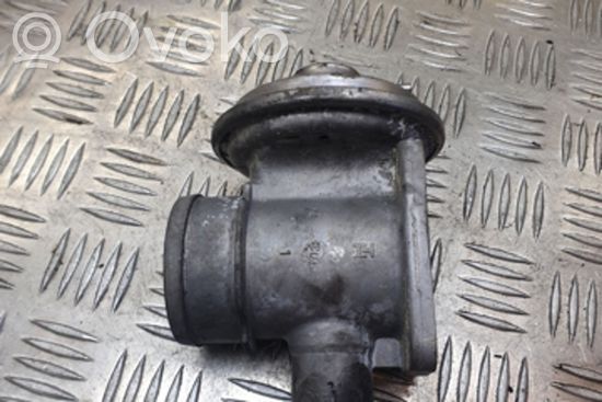BMW 3 E46 EGR valve 72826400