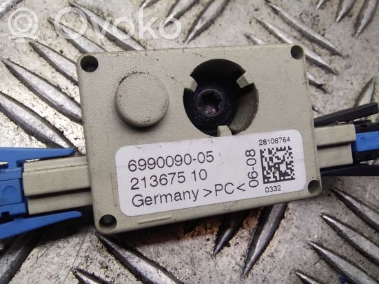 BMW 3 E90 E91 Aerial antenna amplifier 699009005