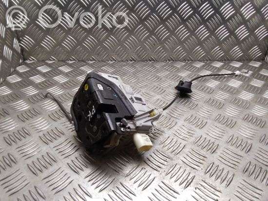 Audi A4 S4 B7 8E 8H Front door lock 8E2837015AA