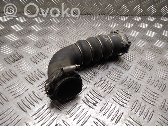 Audi A4 S4 B7 8E 8H Intercooler hose/pipe 8E0145738D