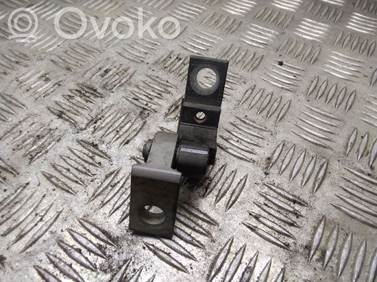 Audi A4 S4 B7 8E 8H Front door upper hinge