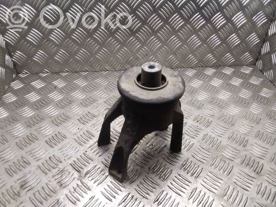 Volkswagen Transporter – Caravelle T5 Engine mount bracket