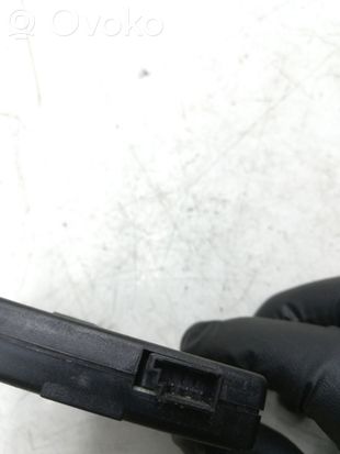 BMW X5 E53 Aerial antenna amplifier 6906070