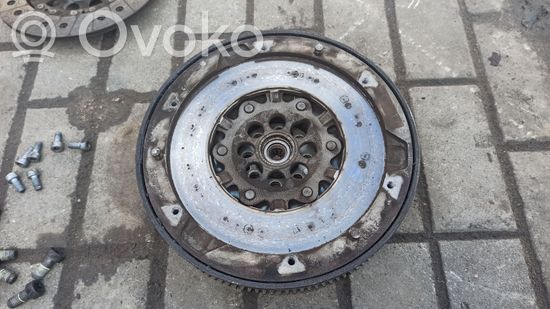 BMW 3 E90 E91 Clutch set kit 21217563287 21217567830 21217577479