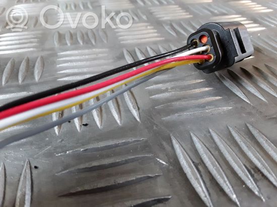 Mercedes-Benz ML W164 Lambda probe sensor 0065421718 0281004201