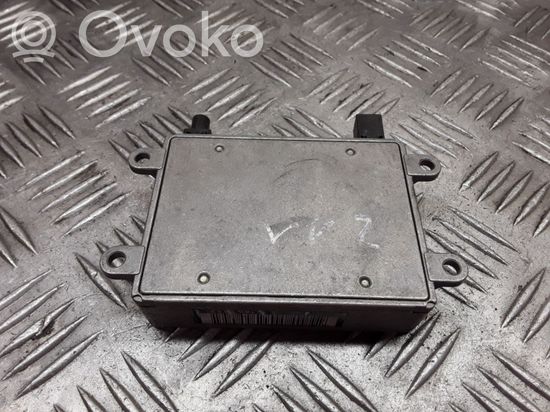 Mercedes-Benz E W211 Aerial antenna amplifier 2118200885 09701212