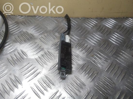 Audi A6 S6 C6 4F Aerial antenna amplifier 4F9035225A 206437