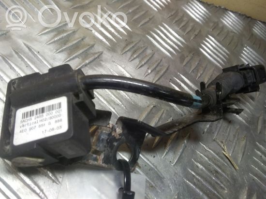 Audi A8 S8 D3 4E Speed sensor (speedometer sensor) 4E0907651G 2455000001