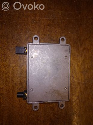 Mercedes-Benz E W211 Aerial antenna amplifier 2118200885