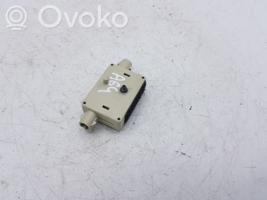 BMW 5 E60 E61 Aerial antenna amplifier 699009003