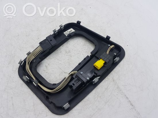 BMW 7 E38 Other devices 8221520