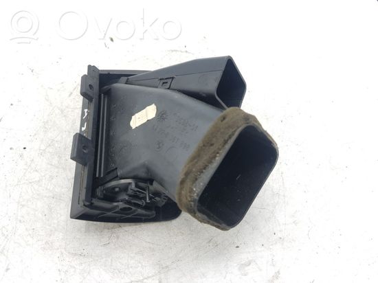 BMW 3 E46 Dashboard side air vent grill/cover trim 64228361898 8361898