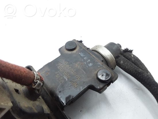 Volkswagen PASSAT B5 Turbo solenoid valve 1H0906627 72190320 7D0906285