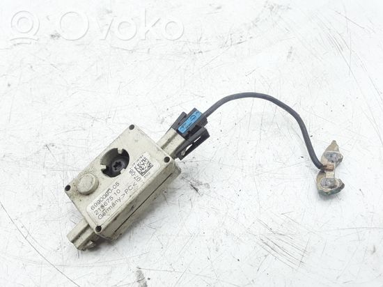 BMW 3 E90 E91 Aerial antenna amplifier 699009005 21367510