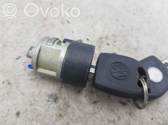 Volkswagen PASSAT B5 Ignition lock NOCODE