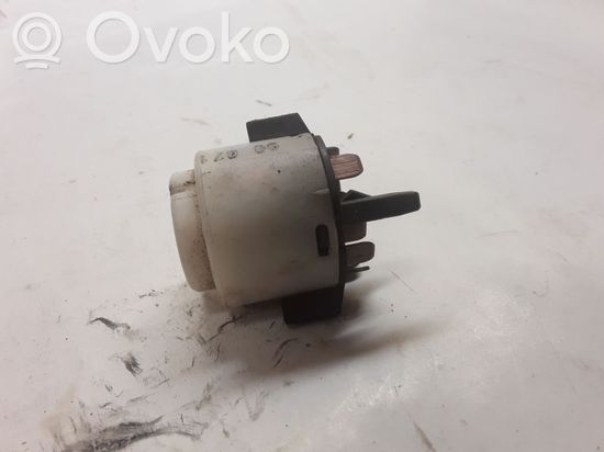 Audi A4 S4 B7 8E 8H Ignition lock contact MR587326