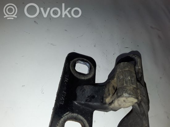 BMW X5 E53 Rear door upper hinge 824766778