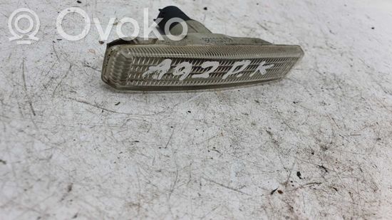 BMW 5 E39 Front fender indicator light 20151028