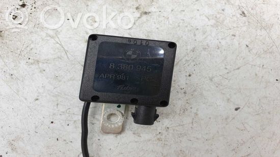 BMW 5 E39 Aerial antenna amplifier 8390945