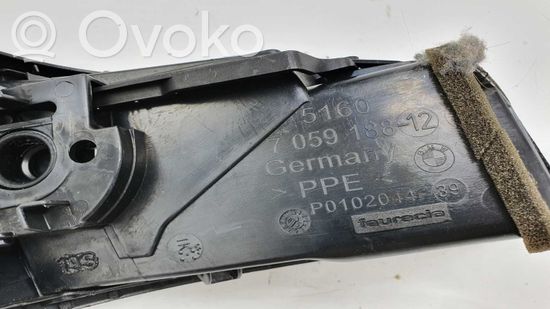 BMW 1 E81 E87 Dashboard side air vent grill/cover trim 51607059188