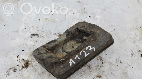 Mercedes-Benz ML W164 Jacking socket point NOCODE