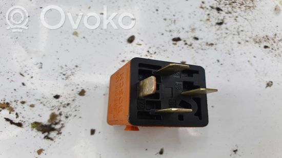 BMW 3 E46 Other relay 0332019456