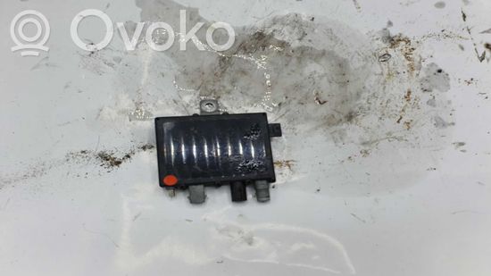 BMW 3 E46 Antenna control unit 65258377817