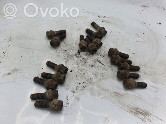BMW 3 E46 Nuts/bolts NOCODE