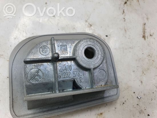 BMW 3 E46 Parcel shelf load cover mount bracket 82325761